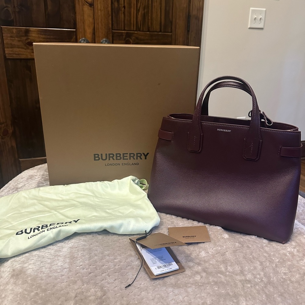 Burberry Mahogany Red Medium Banner Tote